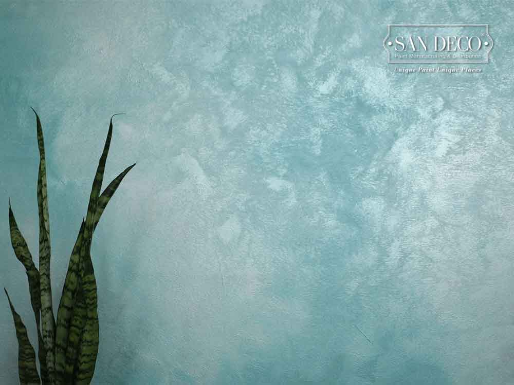 自然光も活用できる特殊塗装