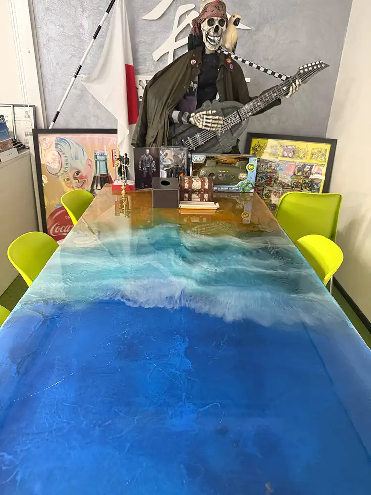 エポキシ樹脂で床や壁の内装塗装